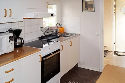 4 persone case ad HJÄLTEVAD-By Traum