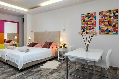 Apartments Subrenum - Superior Studio Apartme...