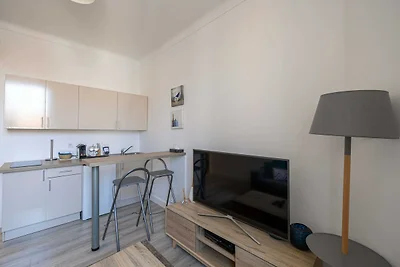 Schöne renovierte Wohnung - in der Nähe der C...