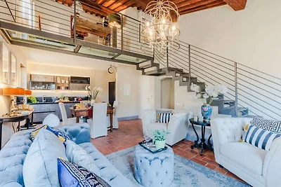 Attico a Lucca con Vista sulla Cupola