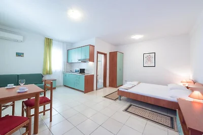 Villa Borna Apartments - Deluxe Two Bedroom A...