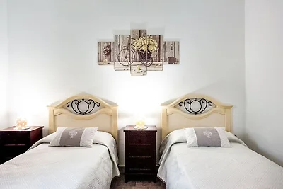 Villa con piscina privata e aria condizionata