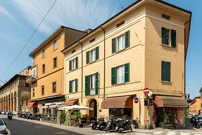 Via D'Azeglio 37 - Casa dell'Auriga