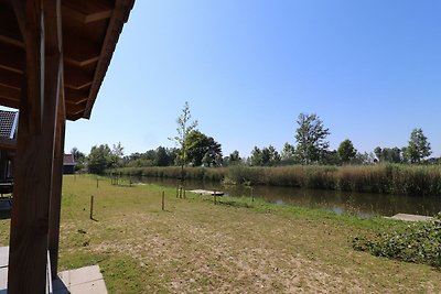 Schönes Ferienhaus in Simonshaven am wasser