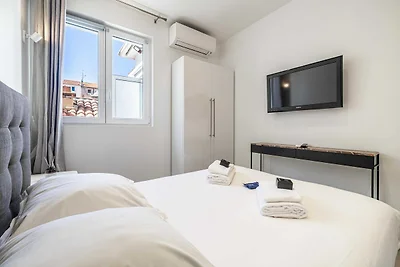 Grazioso appartamento - AC - 2BR - 6P -...