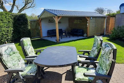 Freistehendes Ferienhaus mit Garten