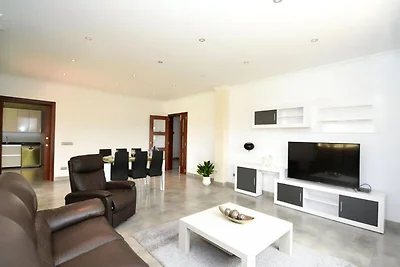 Villa in Muro mit Pool in der Nähe des Strand...