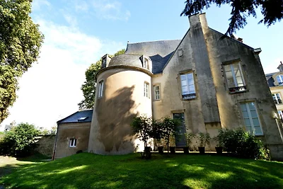 Herrliches Ferienhaus in Bayeux mit Garten