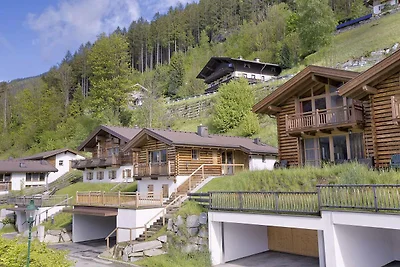 Luxuriöses Chalet mit Sauna in Königsleiten