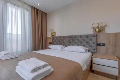 Sunday Dobra Voda – Apartment mit Meerblick