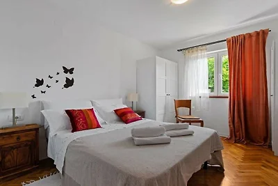 Appartement avec piscine à Vabriga