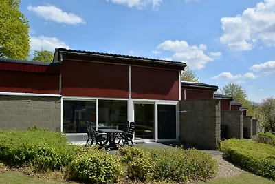 Goed onderhouden bungalow nabij Valkenburg