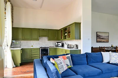 Ferienhaus mit 5 Schlafzimmern in Dinas Mawdd...