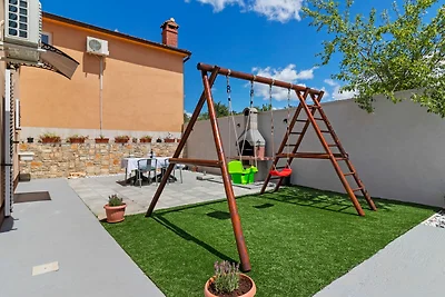 Ferienhaus in Smoljanci mit privatem Pool