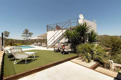 Villa in Olivella mit Pool und Grill