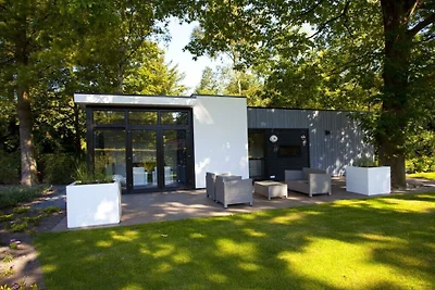 Ferienhaus in Arnhem mit Terrasse