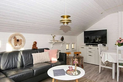 6 Personen Ferienhaus in Glesborg-By Traum