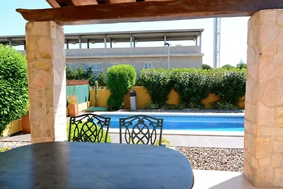 Villa a LEscala con piscina