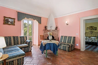 Incantevole casa con giardino privato a...