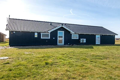10 person holiday home in Harboøre