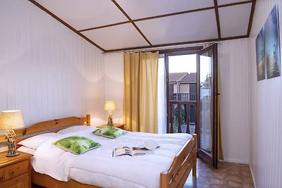 Comfortable terraced house in the Domaine Les...