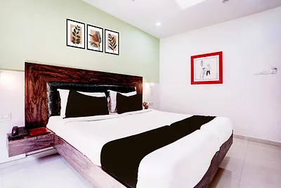 Super Townhouse OAK Kopar Khairane Navi...