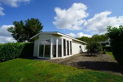 Vakantiehuis in Halfweg met terras