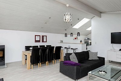 Cosy Holiday Home in Blokhus with Swimming...