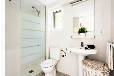 Apartment in Cala'n Forcat mit Pools