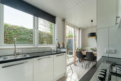 Ferienhaus in Baarland mit eingezäuntem...