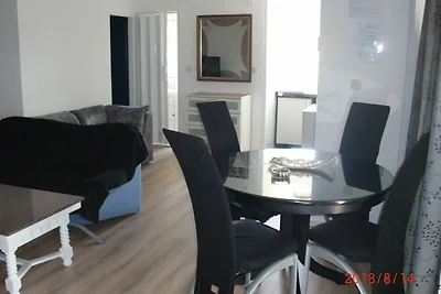 Villa Elit- Three Bedroom Apartment with Sea ...
