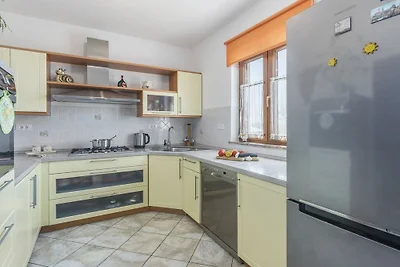 Villa in Tinjan with swimming pool