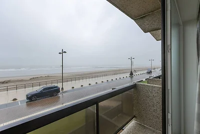 Ruim appartement op de 1e verdieping
