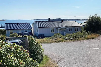 12 persone case ad LYSEKIL-By Traum