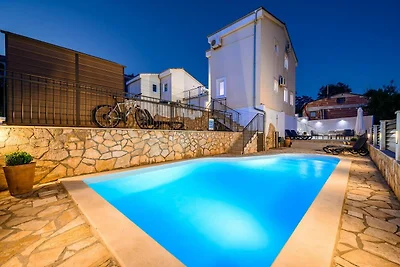 Bella villa con vista