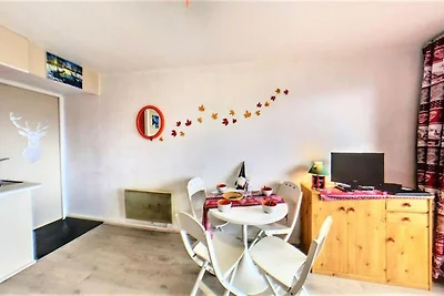 STUDIO FÜR 4 PERSONEN