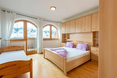 Einladende Wohnung in Stummerberg mit...