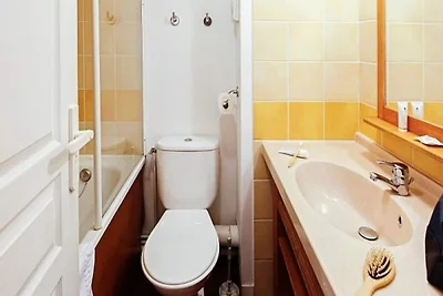 Wohnung in Lougratte nahe See & Pool