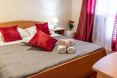 Apartment Maja's Style - Two Bedroom Apartmen...
