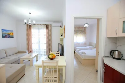 Wohnung in Vlorë nahe Uji Ftohte Strand