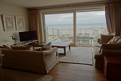 Appartamento a Nieuwpoort con vista sul mare