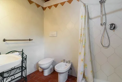 Wohnung mit Pool in Ghizzano, Italien