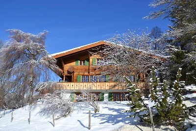 Hütte in Lenk mit Schwimmbecken