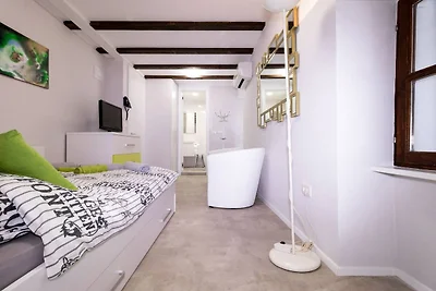 Piran Downtown Chic and Cozy Apartments - Com...