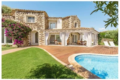 Villa in CASTIADAS mit Schwimmbecken