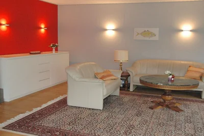 Ferienhaus in Berumbur mit Schwimmbecken