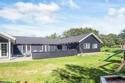 24 Personen Ferienhaus in Blåvand