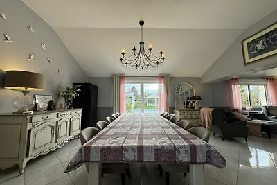 Villa mit Pool in der Nähe der von Le Mans