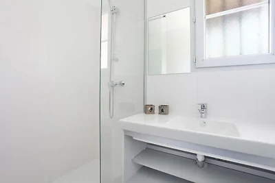 Appartement mit AC in der Nähe der schönen...