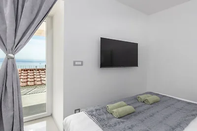 Apartments Bregha - Three Bedroom Apartment w...